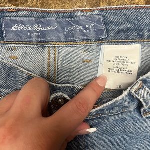 Eddie Bauer Woman’s Loose Fit Side Elastic Straight Light Blue Jeans 👖